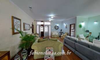 Imagem 4: Casa de condomínio para aluguel e venda possui 364 metros quadrados com 4 quartos