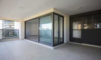 Imagem 2: Novo com espaçosa varanda gourmet integrada no Campo Belo