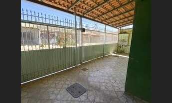 Imagem: CASA COM VALOR BAIXO EM BARCELONA!!!