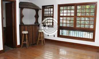 Imagem 2: Grajaú Casa com 5 dormitórios