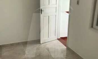 Imagem 5: Sobrado com 3 dormitórios, quintal e 1 vaga + edícula grande