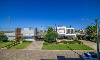 Imagem 2: SOBRADO COM 04 SUITES! REF: CC181