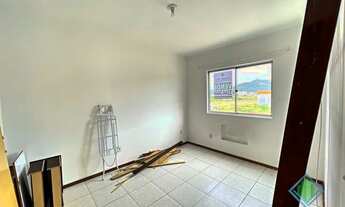 Imagem 5: Apartamento para venda possui 54 metros quadrados com 3 quartos em Aririú - Palhoça - SC