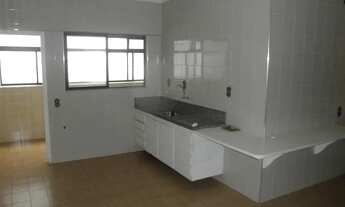 Imagem 3: Apartamento para aluguel possui 130 metros quadrados com 2 quartos em Ponta da Praia - San