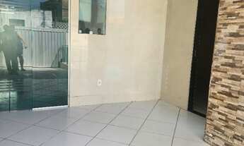 Imagem 4: Linda casa com piscina e projetados a venda no bairro cinza