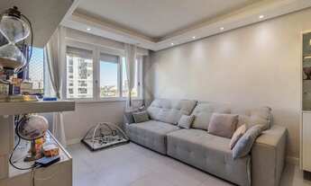 Imagem 3: Apartamento com 110m² reformado e semimobiliado no Menino Deus