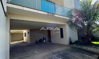 Imagem: Casa sobrado com 3 dormitórios disponível