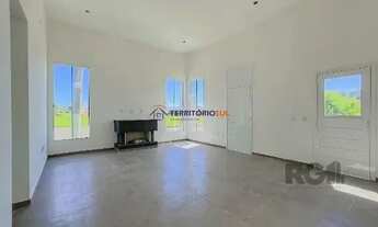 Imagem 9: Casa em Porto Alegre, no bairro Aberta dos Morros, com 3 dormitório(s), e 3 banheiros, à v