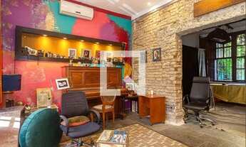 Imagem 2: Casa à Venda - Bela Vista, 4 Quartos, 270 m2