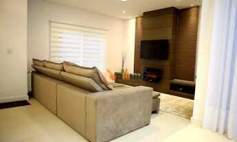 Imagem 3: Casa com 5 quartos, 2 suítes, 617 m² no bairro Campo Comprido