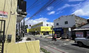 Imagem 3: Prédio Comercial de 3 Andares no Montese - Oportunidade Única!