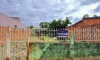 Imagem: Excelente terreno com edícula nos fundos!!