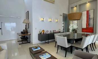 Imagem: Casa em condomínio para venda na Avenida