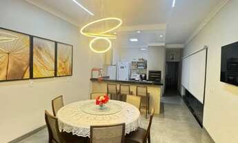 Imagem: Lote inteiro, 3 suítes, armaria, ar todos