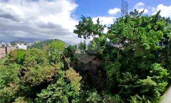 Imagem 2: Apartamento com 2 dormitórios à venda, 60 m² por R$ 325.000,00 - Santa Rosa - Niterói/RJ