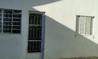 Imagem: OPORTUNIDADE. Terreno 10x25 com 2 casas