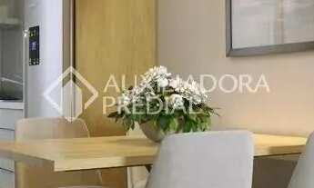 Imagem 2: Sobrado à venda com excelente padrão de acabamento e ótima localização