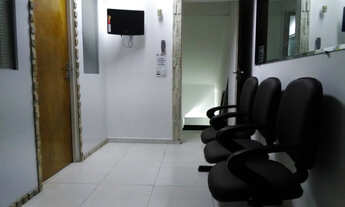 Imagem 3: Sala comercial mobiliada e climatizada, na rua Belo Horizonte