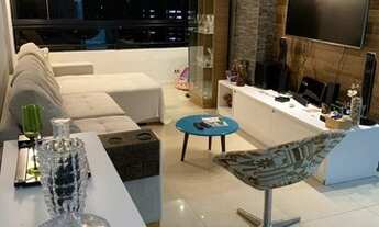 Imagem 2: Casa Amarela - 04 Qtos / 03 Suítes - 02 Vagas - Nascente - Andar alto - Excelente localiza