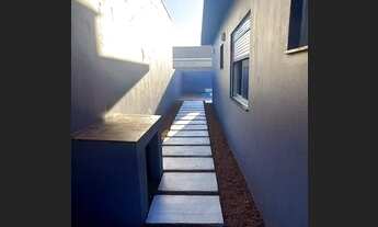 Imagem 4: Linda casa recém construída no centro de Imbé!