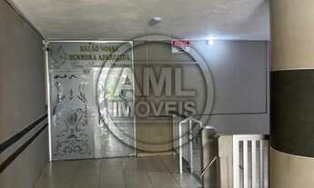 Imagem 3: Laranjeiras. Kitnet. Andar alto. Desocupado. R 255.000,00