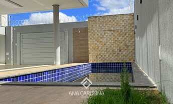 Imagem: Casa de Esquina com Excelente Padrão de