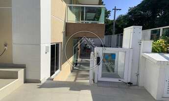 Imagem 3: Apartamento para venda possui 72 metros quadrados com 2 quartos em Itaipu - Niterói - RJ