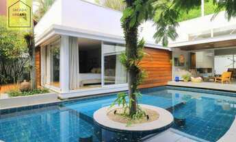 Imagem 3: Casa totalmente reformada à Venda - Alto de Pinheiros Amplo terreno - com paisagismo - pr