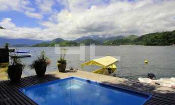 Imagem: Fabulosa casa em ilha paradisíaca cercada