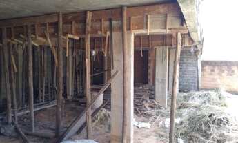 Imagem 7: Lote comercial com obra iniciada