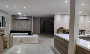 Imagem 2: Casa a Venda Cond. Valville 1 - 375m2 - 4 Suítes Semi-mobiliada - Alphaville