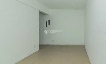 Imagem 4: PORTO ALEGRE - Apartamento Padrão - Partenon