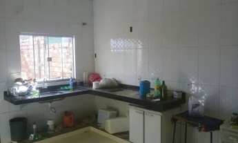 Imagem 6: Vendo casa no residencial Português