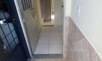 Imagem 5: Oswaldo Cruz (Junto Int. Magalhães) Casa 1qt Coz Banh e varanda