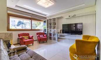 Imagem 2: Apartamento para venda possui 153 metros quadrados com 3 quartos em São João - Porto Alegr