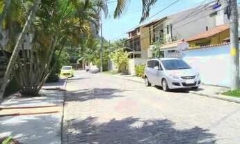 Imagem 4: Casa Duplex para venda com 200 m2 com 4 quartos em Vargem Pequena