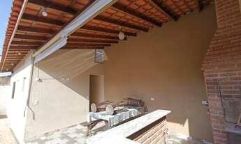 Imagem 2: Casa para venda possui 130 metros quadrados com 5 quartos em Balneário Gaivota - Itanhaém