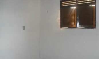 Imagem 3: Casa com terreno de 200m2