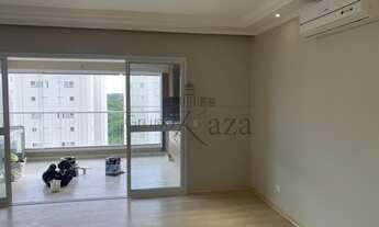 Imagem 3: Apartamento para aluguel e venda tem 122 metros quadrados com 4 quartos