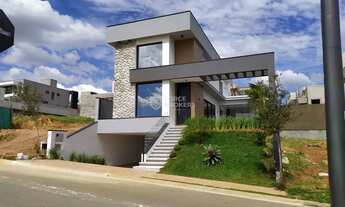 Imagem: Belíssima casa 3 suítes e 4 vagas com