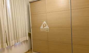 Imagem 6: Sensacional apartamento de 2 quartos, sendo um suíte, com dependências completas e vaga na