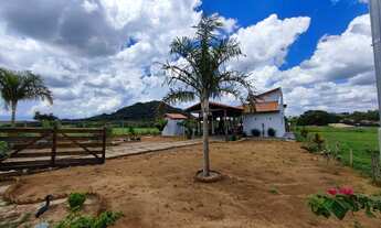 Imagem 7: Sítio/Chácara a venda tem 1.800 m², com 1 suíte, piscina, em Zona Rural - Caturaí - GO