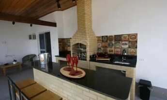 Imagem 2: Cobertura duplex para aluguel tem 200 metros quadrados com 4 quartos