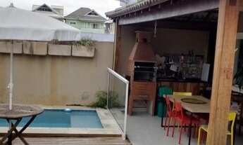 Imagem: CASA TRIPLEX COM PISCINA PRIVATIVA EM VARGEM