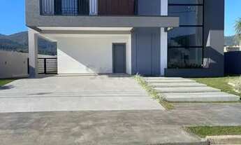 Imagem: Camboriú - Casa de Condomínio - Santa