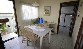 Imagem 3: Sobrado para Venda em Curitiba, Água Verde, 3 dormitórios, 3 suítes, 3 banheiros, 5 vagas