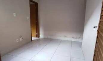 Imagem 3: VENDO ÁGIO DE CASA LOCALIZADA NA QNP 09 DE CEILÂNDIA, COM CASA DE FUNDOS!!