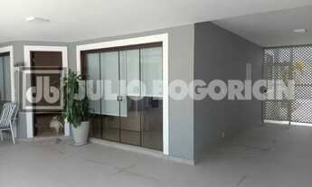 Imagem 7: JBB67203 Barra da Tijuca Casa Triplex 4 Suítes Piscina Sauna Churrasqueira Venda Julio Bog