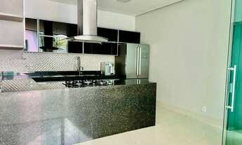 Imagem 7: Casa Térrea, Condomínio do Lago, 3 etapa, terreno com 650 m2, 280 m2 construídos. São 3 su