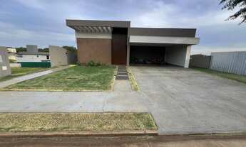 Imagem: Sobrado com 242 m² com 4 quartos no Condomínio